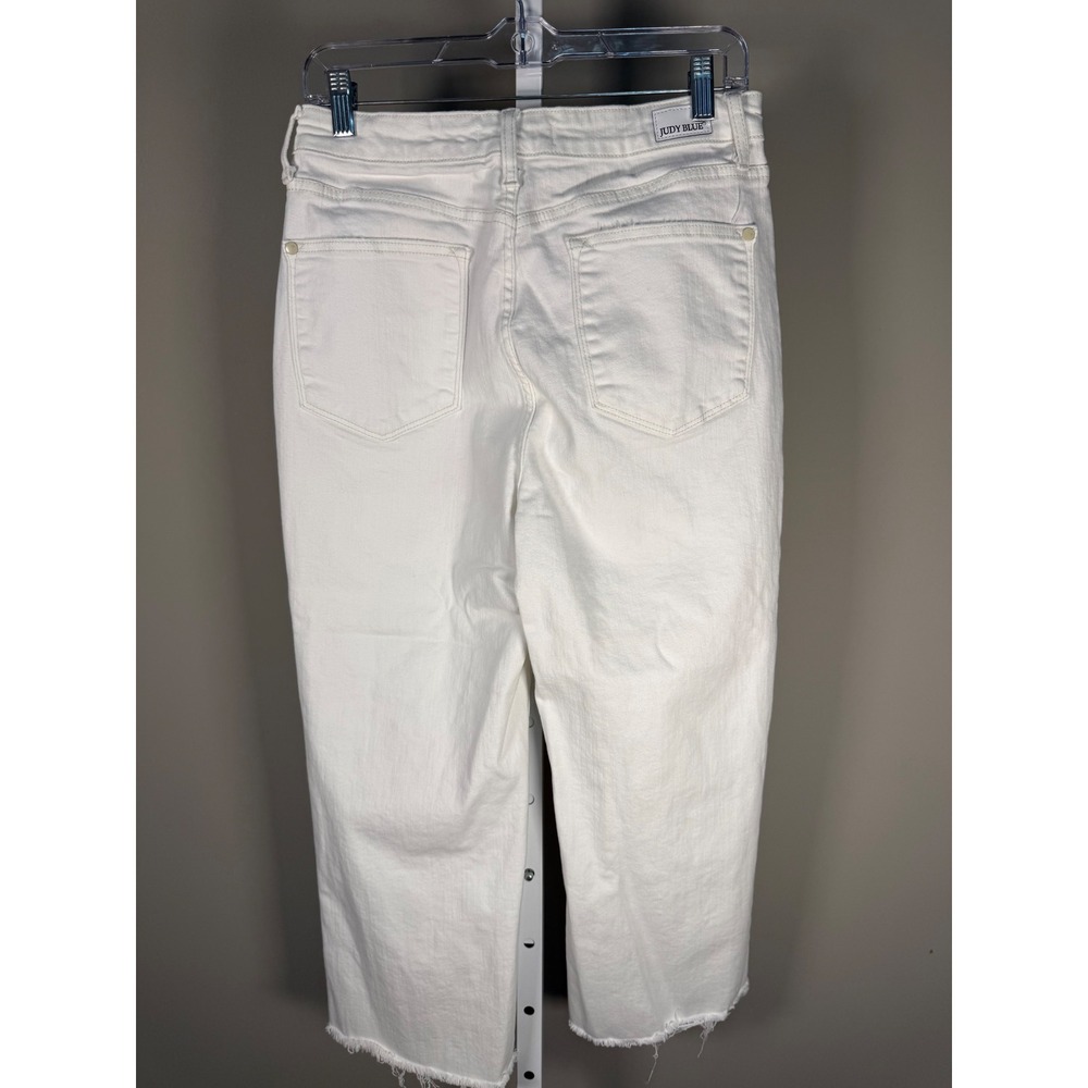 Judy Blue White Wide Leg Crop Jeans Raw Hem Button Fly Size 11/30 - Picture 3 of 7